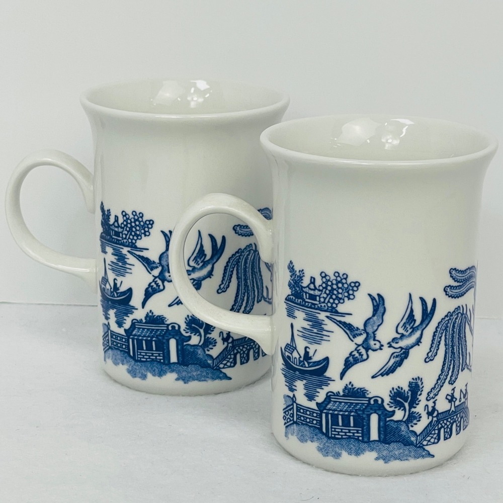 Vintage Blue Willow Coffee Mugs Set of 2 Made in England Blue White Chinoiserie